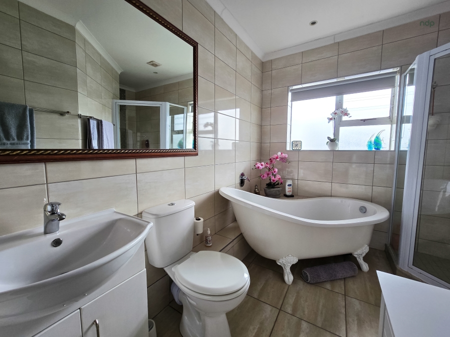 3 Bedroom Property for Sale in Gonubie Eastern Cape